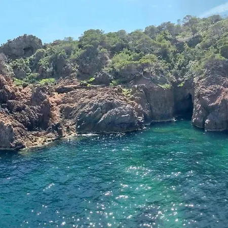 Cosy Et Spacieux En Bord De A Saint-raphael, En Face Du Port Santa-lucia * Saint-Raphaël